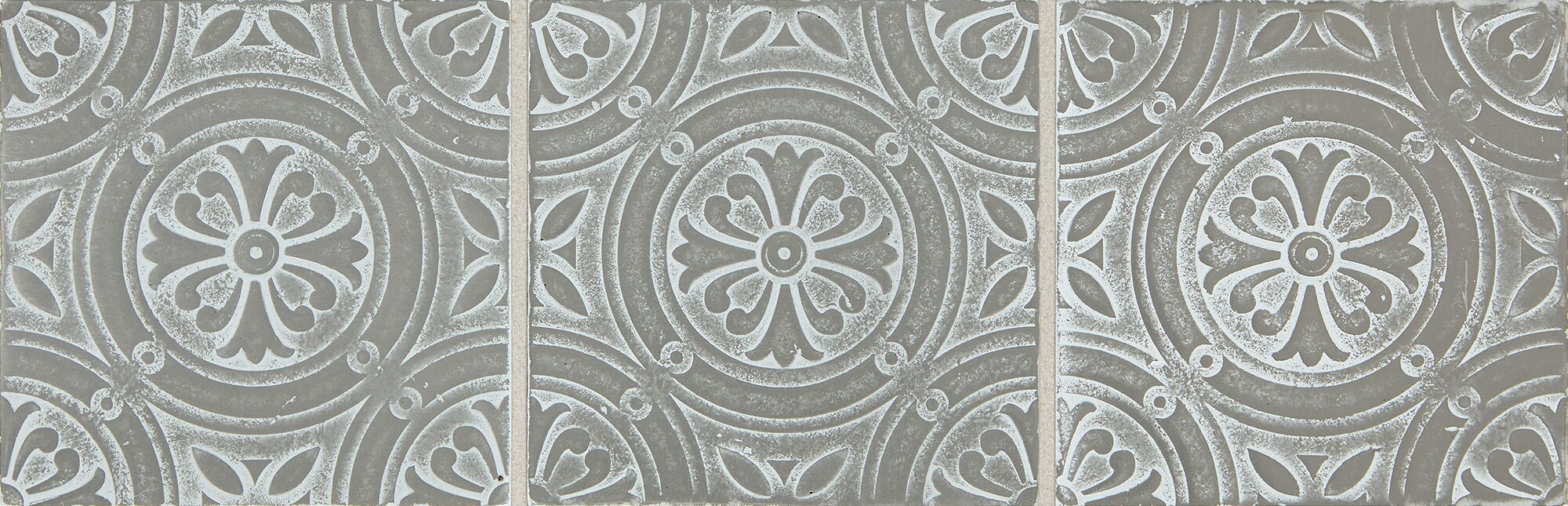 Whitewash Titanium, Rosette, 4X4, Satin