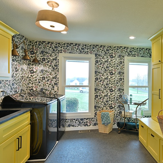 DAL_BargainMansions_E307_S601_Diplomacy_DP03brick_11web