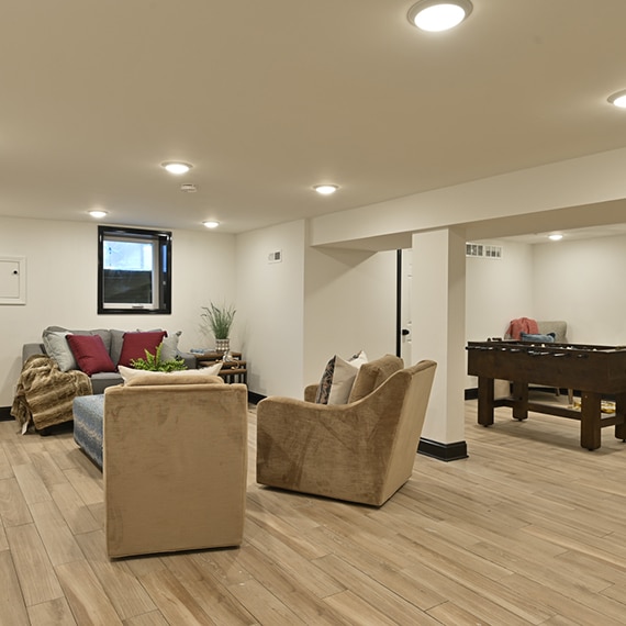 DAL_BargainMansions_Episode_302_05_11web