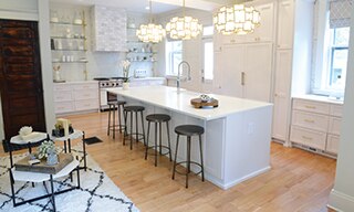 DAL_BargainMansions_Warwick_Kitchen_01_53crop