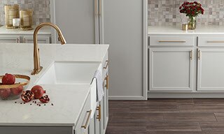DAL_OQ_AvenueWhite_RES_01_53crop_web