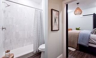 DAL_GoodBones_S6_E5_02_53web